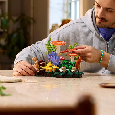 Gambar LEGO Botanicals Woodland Mushrooms Set 806 pcs 11505 - Mix