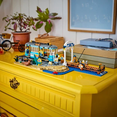 Gambar LEGO City Classic Bearch Streetcar Set 693 pcs 60506 - Mix