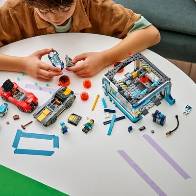 Gambar LEGO City Drive Through Car Wash Set 583 pcs 60497 - Mix