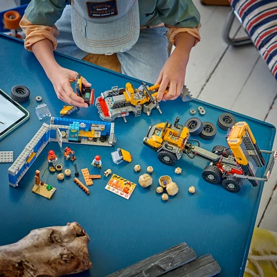 Gambar LEGO City Dump Truck & Front End Loader Set 1132 pcs 60494 - Kuning/Hitam