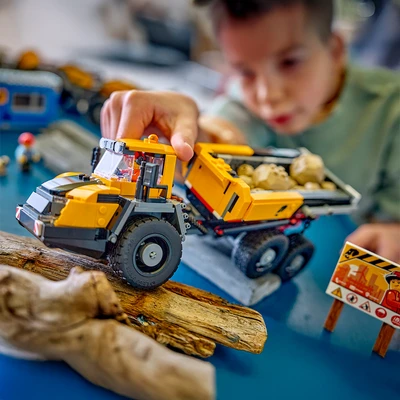 Gambar LEGO City Dump Truck & Front End Loader Set 1132 pcs 60494 - Kuning/Hitam