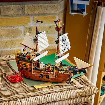 Gambar LEGO Creator 3 in 1 Iconic Pirate Ship Set 1074 pcs 31387 - Cokelat/Putih