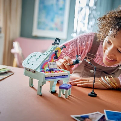 Gambar LEGO Creator 3 in 1 Music Decor Piano With Cat Set 485 pcs 31392 - Mix