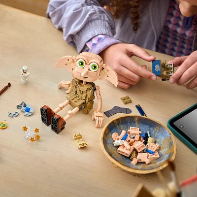Gambar LEGO Harry Potter Dobby The Free Elf Set 379 pcs 76469 - Mix