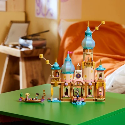 Gambar LEGO Disney Rapunzels Castle Set 676 pcs 43297 - Mix