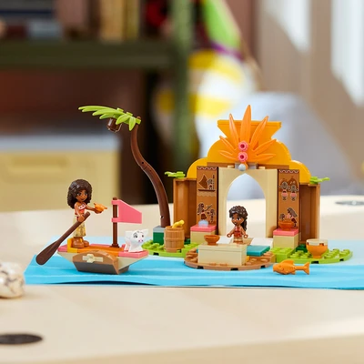Gambar LEGO Disney Moana Village House & Boat Set 85 pcs 43282 - Mix