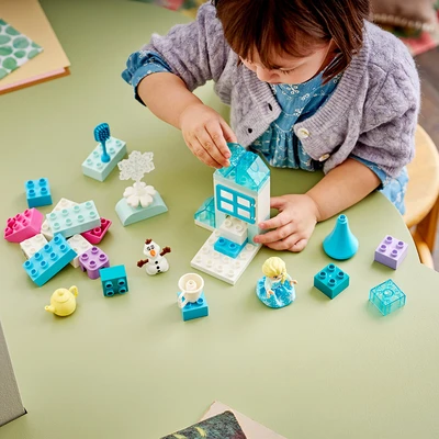 Gambar LEGO Duplo Frozen Creative Box With Elsa & Olaf Set 37 pcs 10462 - Mix
