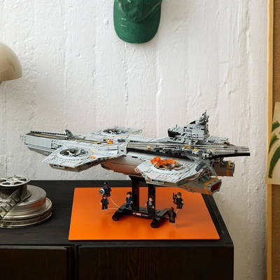 Gambar LEGO Marvel S.H.I.E.L.D. Helicarrier Set 3057 pcs 76354 - Abu-Abu
