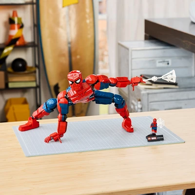 Gambar LEGO Marvel Spider-Man Hero Figure Set 813 pcs 76346 - Merah