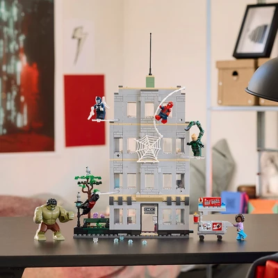 Gambar LEGO Marvel Spider-Man Vs Hulk Epic Clash Set 534 pcs 76350 - Mix