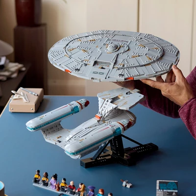 Gambar LEGO Icons Star Trek USS Enterprise Set 3600 pcs 10356 - Abu-abu