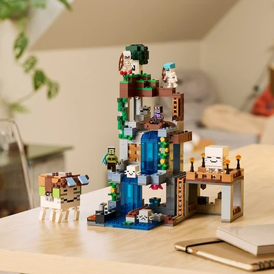 Gambar LEGO Minecraft Ghast Station Set 754 pcs 21597 - Mix
