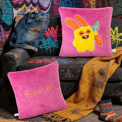 Gambar Fuggler Bantal Sofa Rabid Rabbit Outing 38x38 cm - Pink