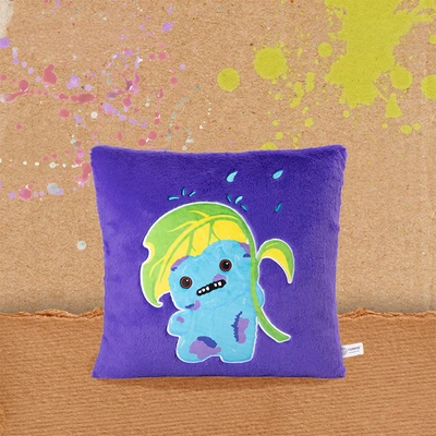 Gambar Fuggler Bantal Sofa Gaptooth Mcgoo Outing 38x38 cm - Ungu