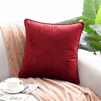 Gambar Informa Sarung Bantal Sofa Velvet 45x45 cm - Merah Tua