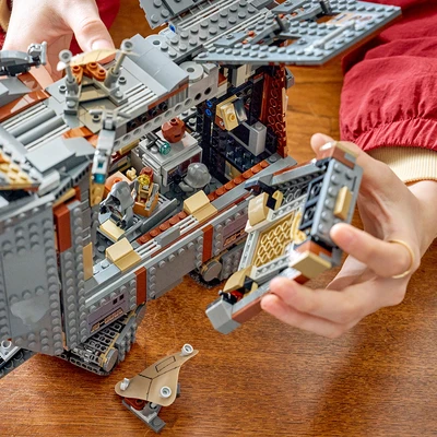 Gambar LEGO Star Wars Offworld Sandcrawler And Mudhorn Set 1683 pcs 75453 - Abu-Abu