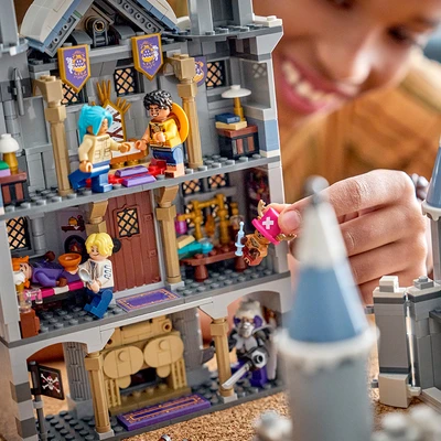 Gambar LEGO One Piece Battle At Drum Castle Set 1038 pcs 75645 - Abu-Abu