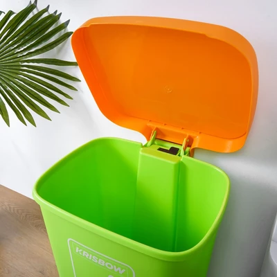 Gambar Krisbow Tempat Sampah Pedal Plastik 30 Liter - Hijau/Oranye