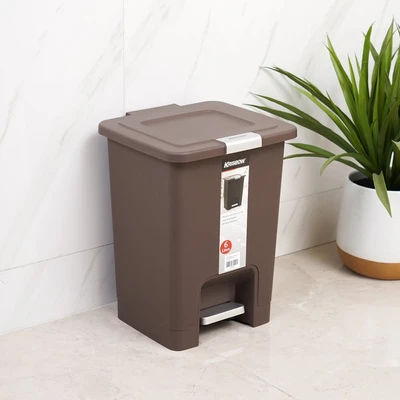 Gambar Krisbow Tempat Sampah Pedal Plastik 6 Liter - Cokelat Tua
