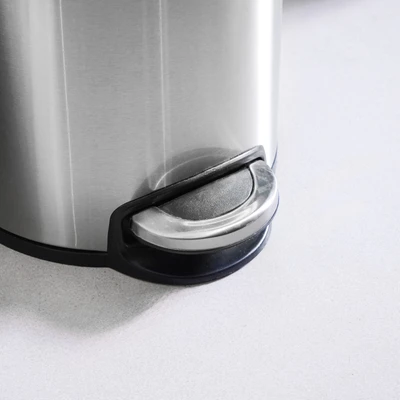 Gambar Krisbow Tempat Sampah Pedal Stainless Steel 7 Liter - Hitam/silver