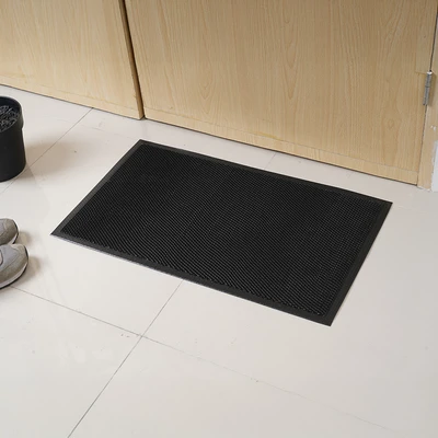 Gambar Krisbow Keset Pintu PVC 45x75 cm - Hitam
