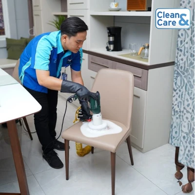 Gambar Jasa Pembersihan Kursi Makan Fabric Clean & Care