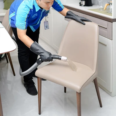 Gambar Jasa Pembersihan Kursi Makan Fabric Clean & Care