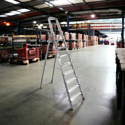 Gambar Krisbow Tangga Aluminium Dengan Handle 8 Step 1.7 Mtr