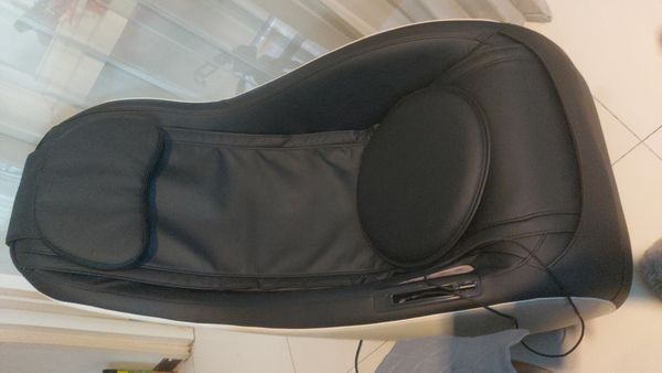 Koji massage online chair