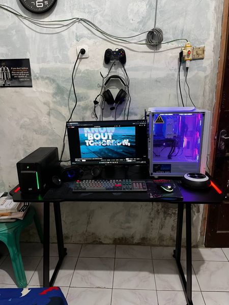 Jual Informa Amatsu Chi Meja Gaming Hitam Terbaik | Informa