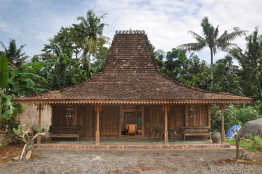 IMAGE_TAHU_RUMAH-JOGLO_1742873512