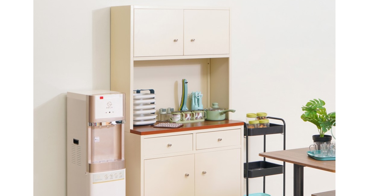 kabinet dapur metal dan kayu
