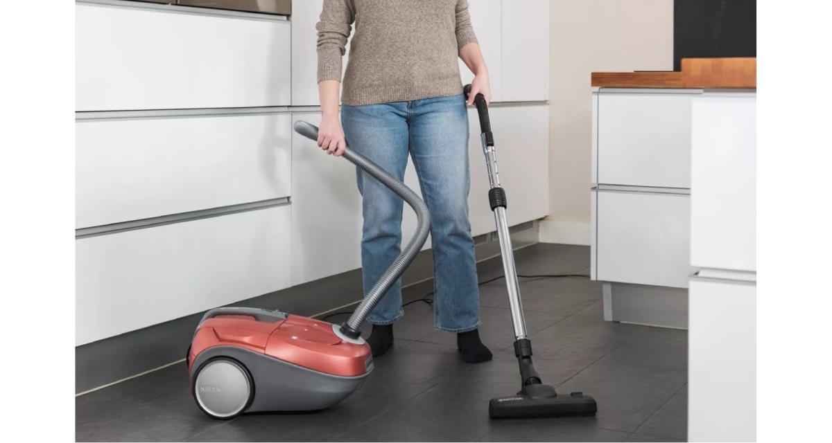 vacuum cleaner besar