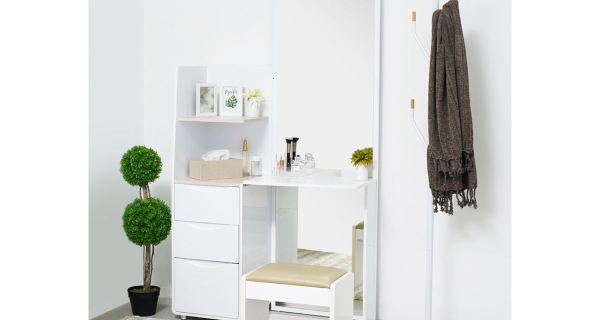 meja rias dressing room