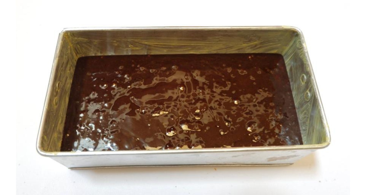 masukkan ke loyang brownies kukus